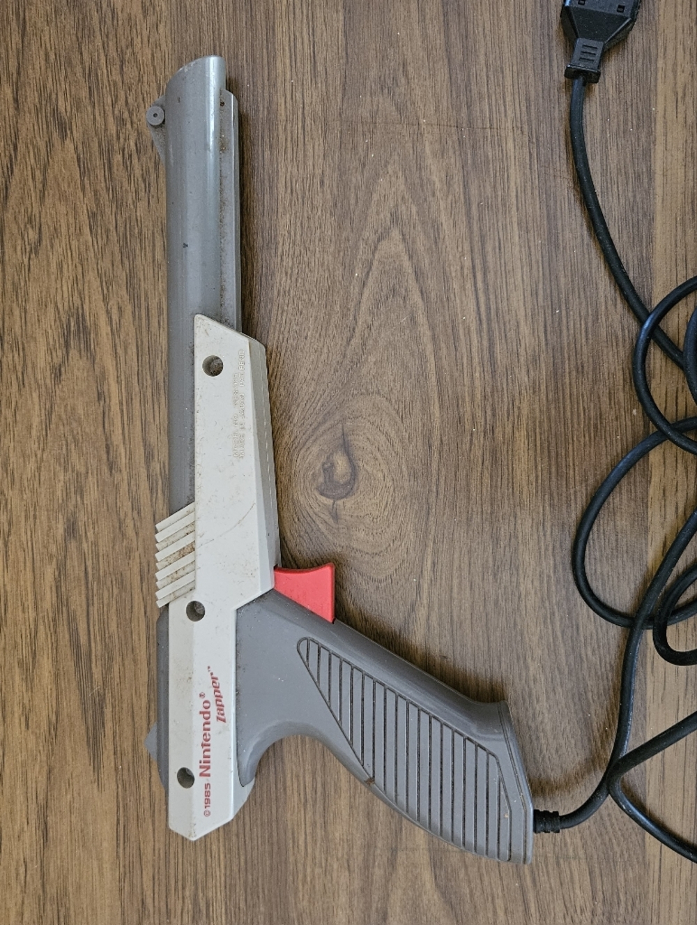 Nintendo NES Zapper Gray Light Gun Controller for Nintendo NES Console